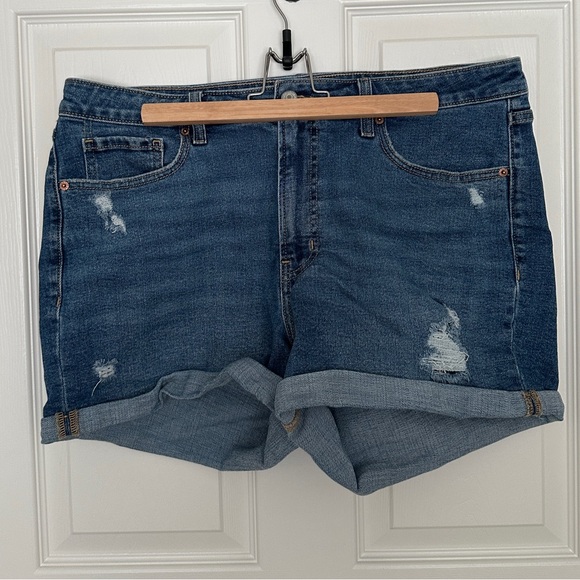 Old Navy OG Straight Shorts - Picture 2 of 5